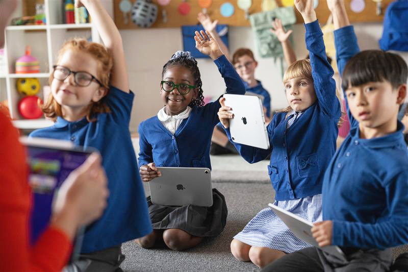 Strategic Advantage of Apple in Modern Learning